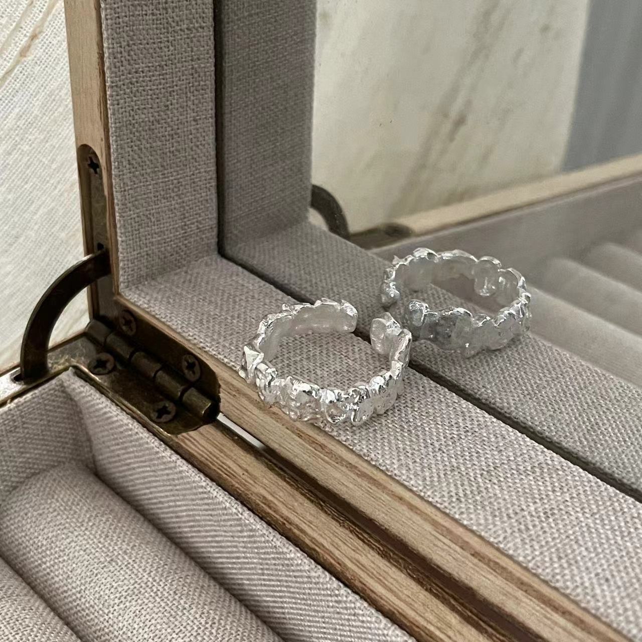 C2廠 韓國韓版褶皺小石S925純銀戒指 批發 折扣@洽客服 25.11.W3「SR1453」