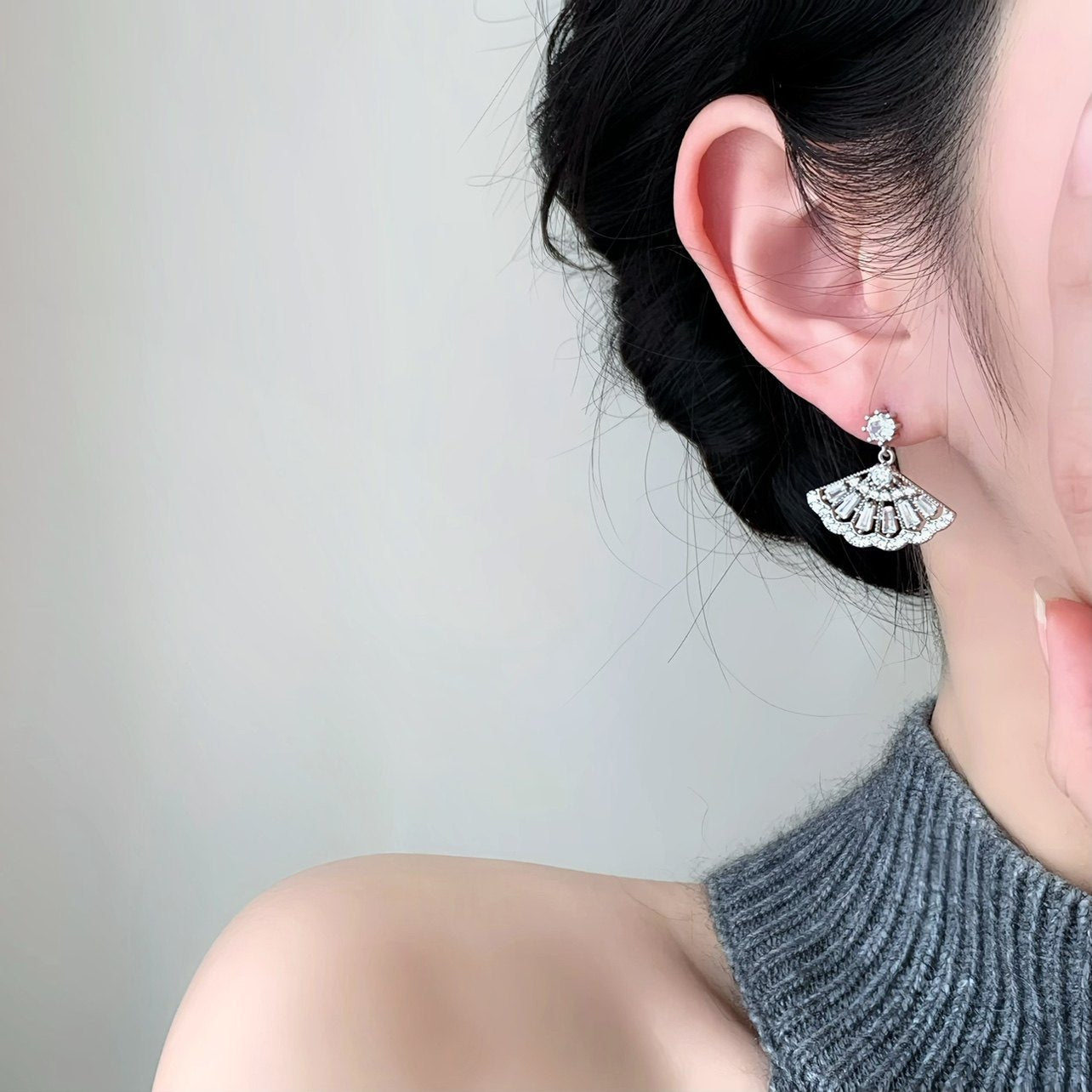 A2廠 韓國韓版鋯石扇形吊墜銀針耳環 批發 折扣@洽客服 26.02.W3「HE30643」