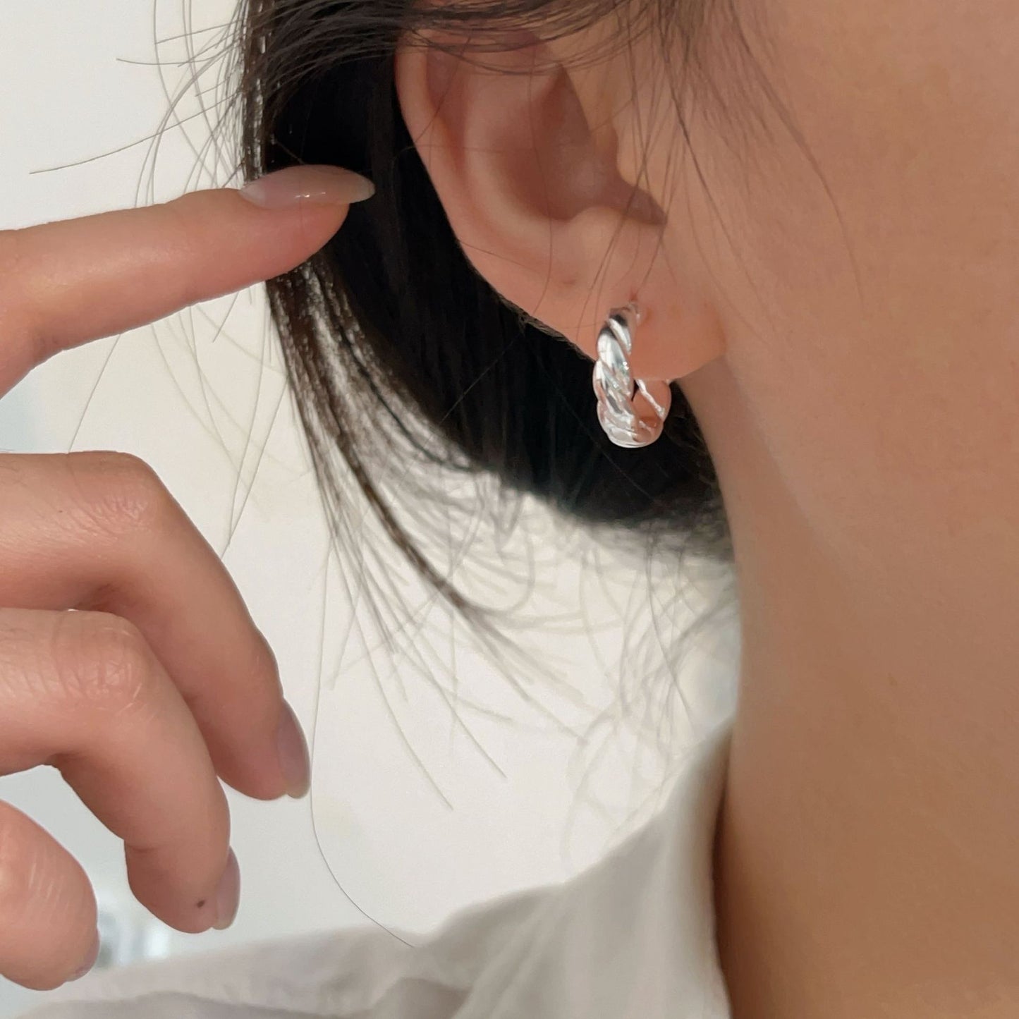 C3廠 韓版重工菱格S925純銀耳環 批發 折扣@洽客服 25/11.W4「HES022-1」