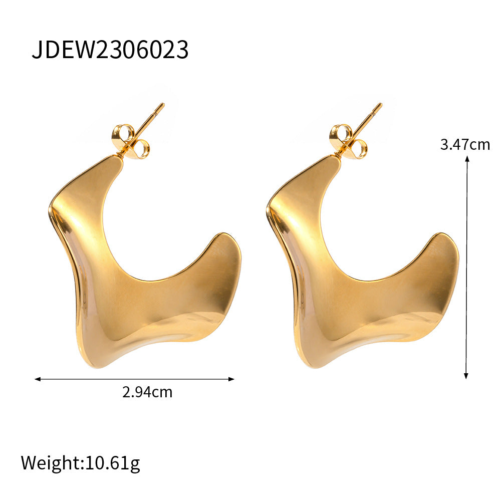 B廠 歐美款彎曲C型鈦鋼鍍18K金 耳環「JDEW2306023」24.10.W3 批發折扣@洽客服