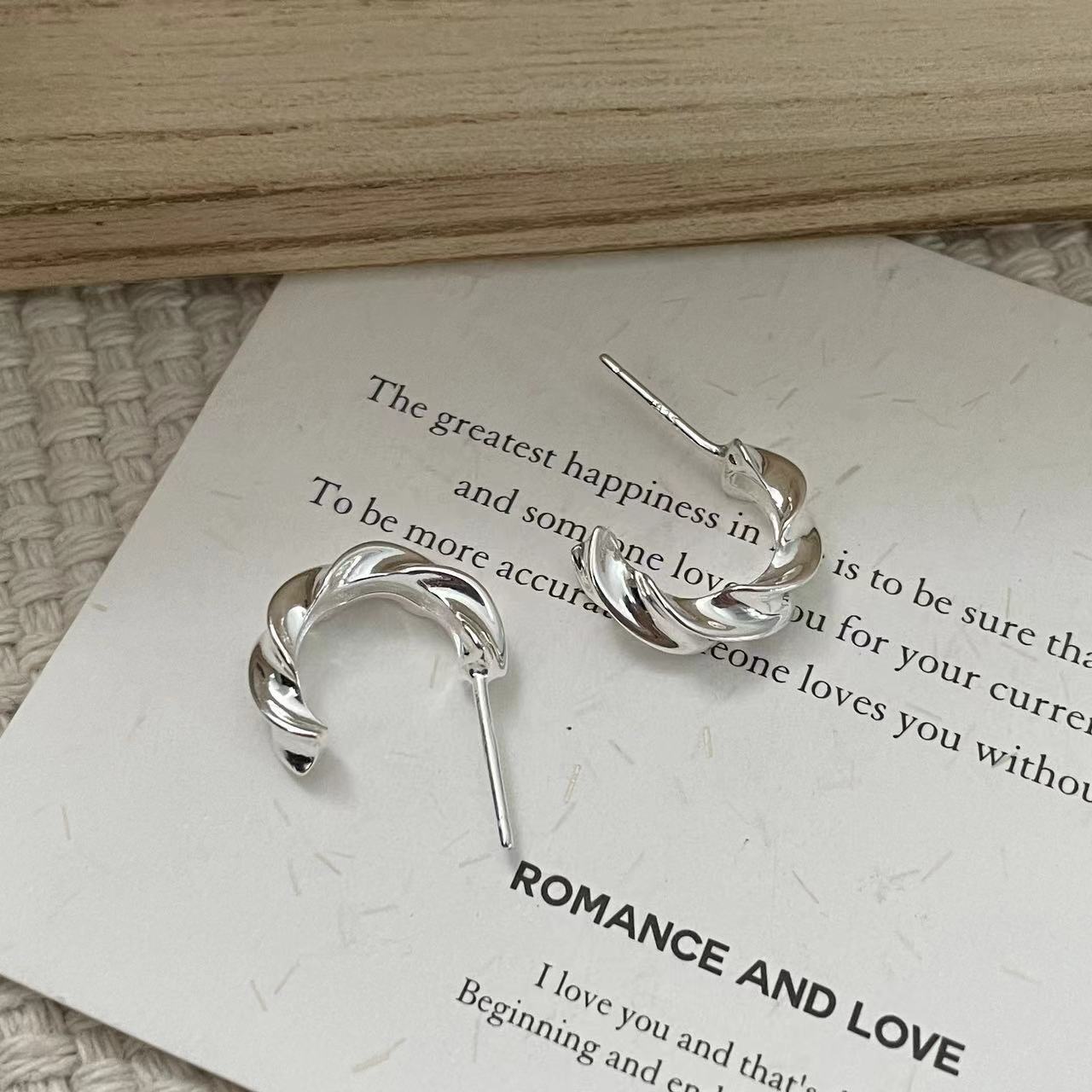 C2廠 韓國韓版麻花重工S925純銀耳環 批發 折扣@洽客服 25.10.W5「SE2498」