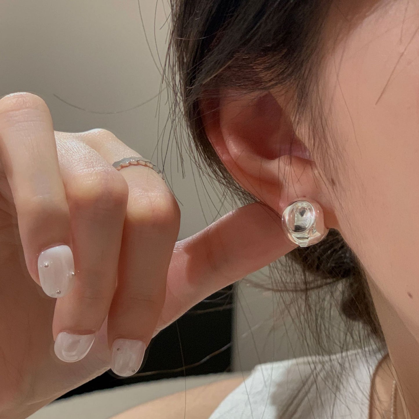 C2廠 韓國韓版不規則光面感S925銀耳環 批發 折扣@洽客服 25.11.W3「SE2502」