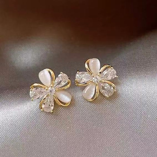 A2廠 韓國韓版鋯石貓眼石花朵 電鍍18k真金銀針耳環批發 折扣@洽客服 26.04.W4「HE32333」