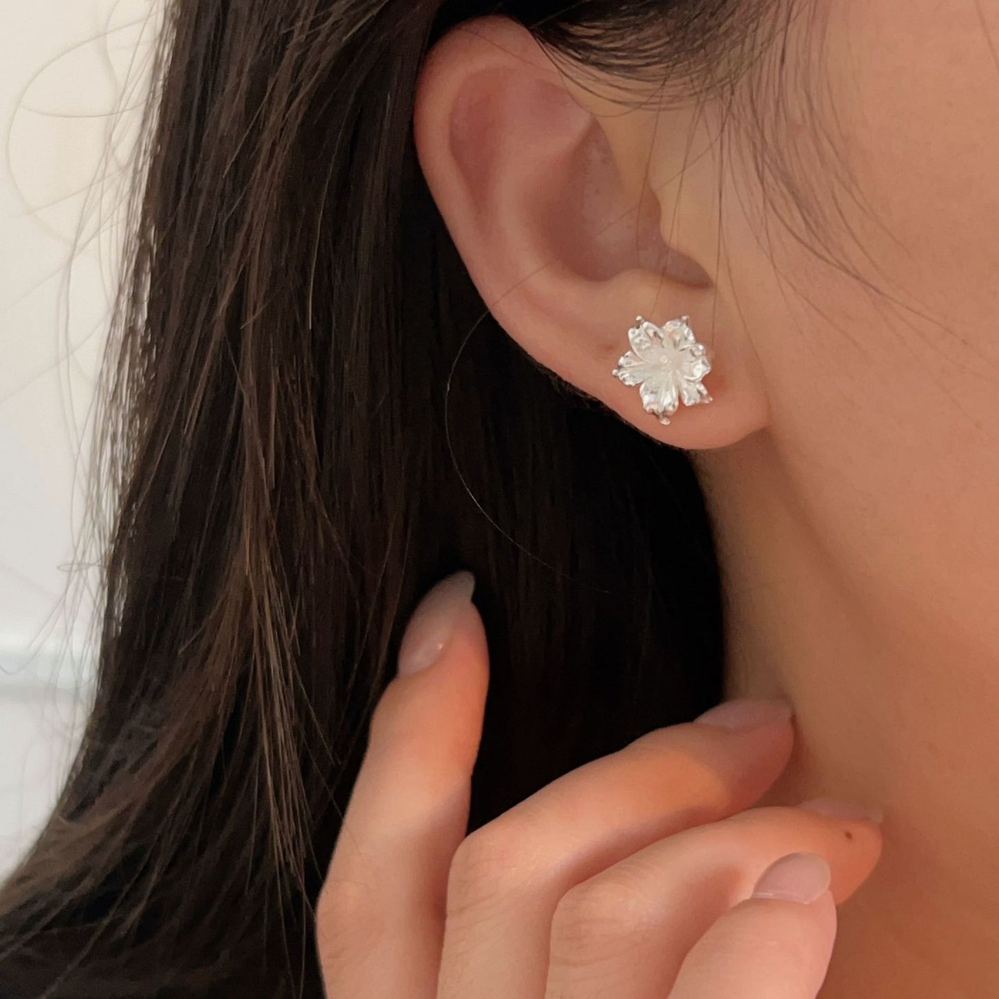 C3廠 韓版重工極簡山茶花S925純銀耳環 批發 折扣@洽客服 25/11.W4「HES419」