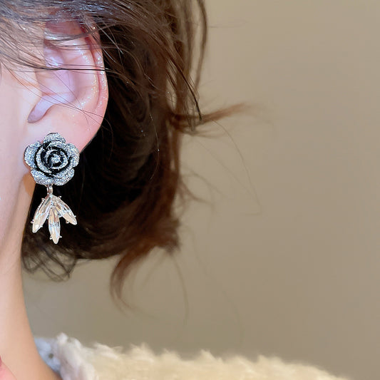A2廠 韓國韓版鑲鑽樹脂花朵銀針耳環 批發 折扣@洽客服 25.12.W4「HE29795」