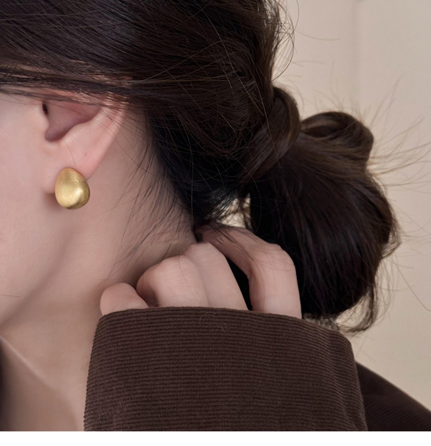 A2廠 韓國韓版金屬拉絲水滴形電鍍18k真金銀針耳環 批發 折扣@洽客服 25.10.W3 「WE4691」