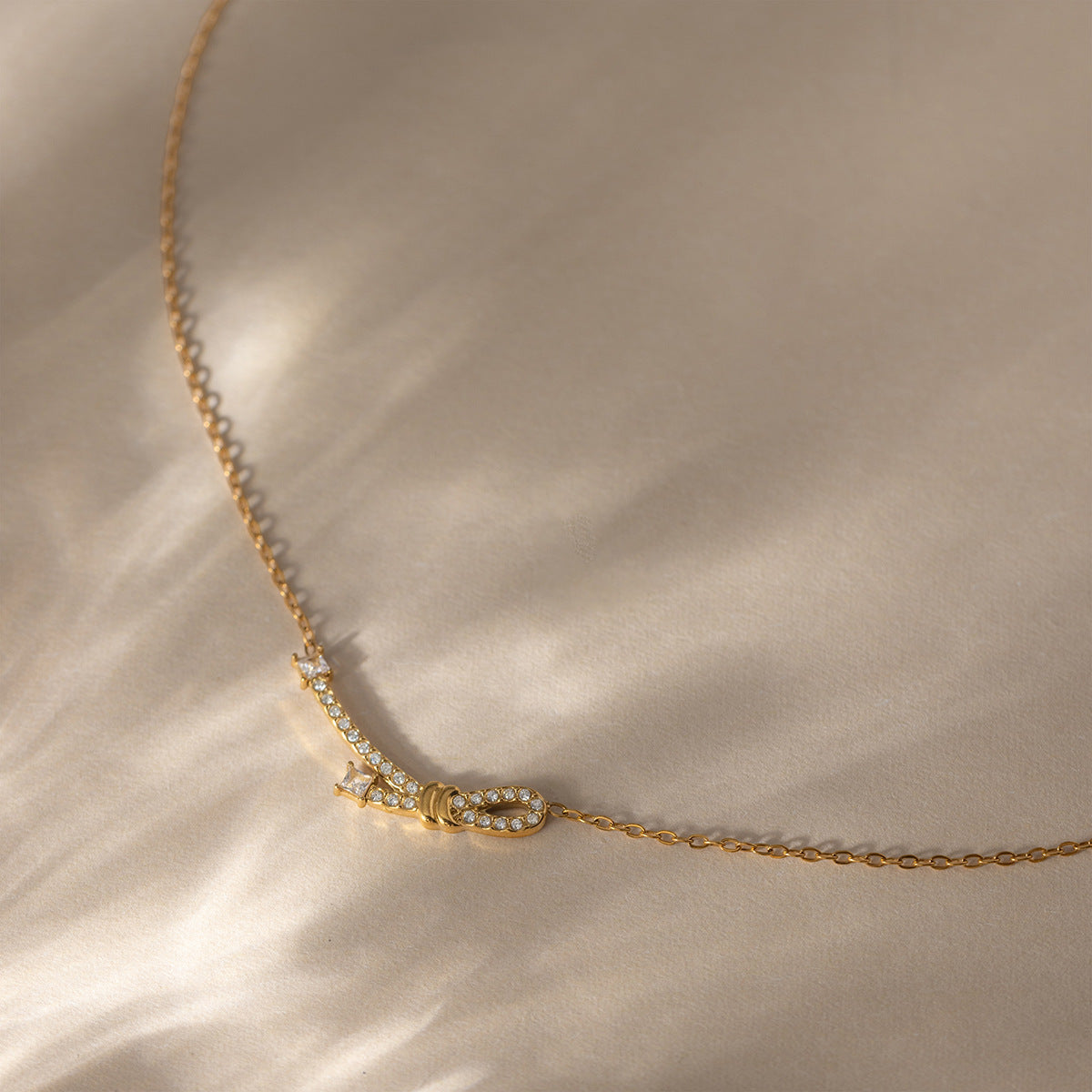 B廠 歐美款纏繞繩結鈦鋼鍍18K金項鍊批發 折扣@洽客服 26.03.W2「JDN0211162」