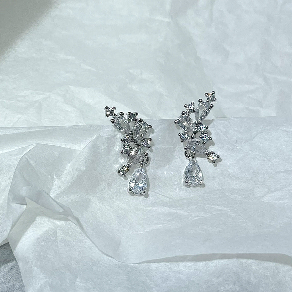 A廠 日韓款星辰璀璨閃亮鋯石銀針耳環 批發 折扣@洽客服 25.11.W4「4466」