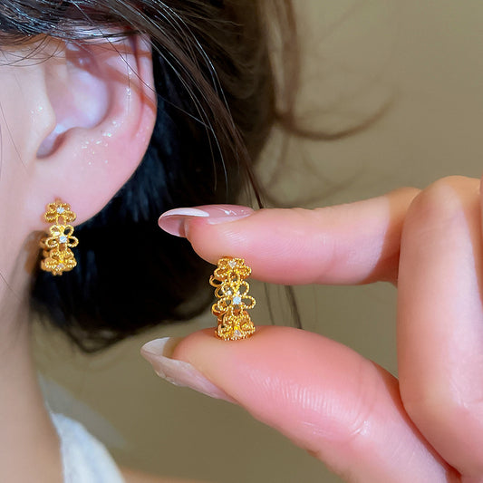 A2廠 韓國韓版鋯石鏤空花朵電鍍18k真金銀針耳環批發 折扣@洽客服 26.04.W1「HE31692」