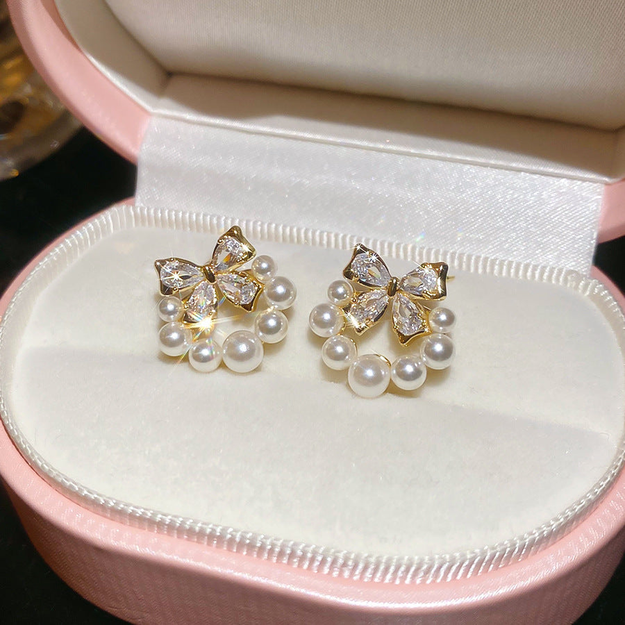 A2廠 韓國韓版鋯石蝴蝶結珍珠銀針耳環 批發 折扣@洽客服 26.03.W1「HE30793」