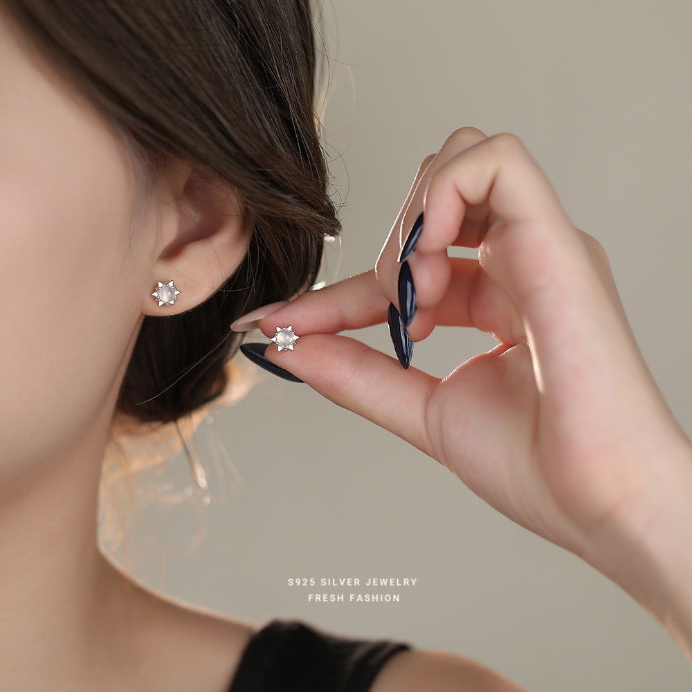 C廠 韓國韓版白瑪瑙太陽花S925純銀耳環 批發 折扣@洽客服 25.11.W1「E5701」