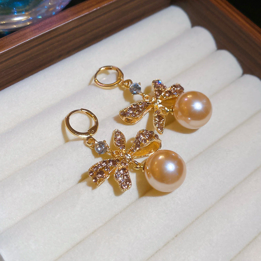 A2廠 韓國韓版鑲鑽蝴蝶結珍珠耳環  批發 折扣@洽客服 26.01.W1「HE29796」