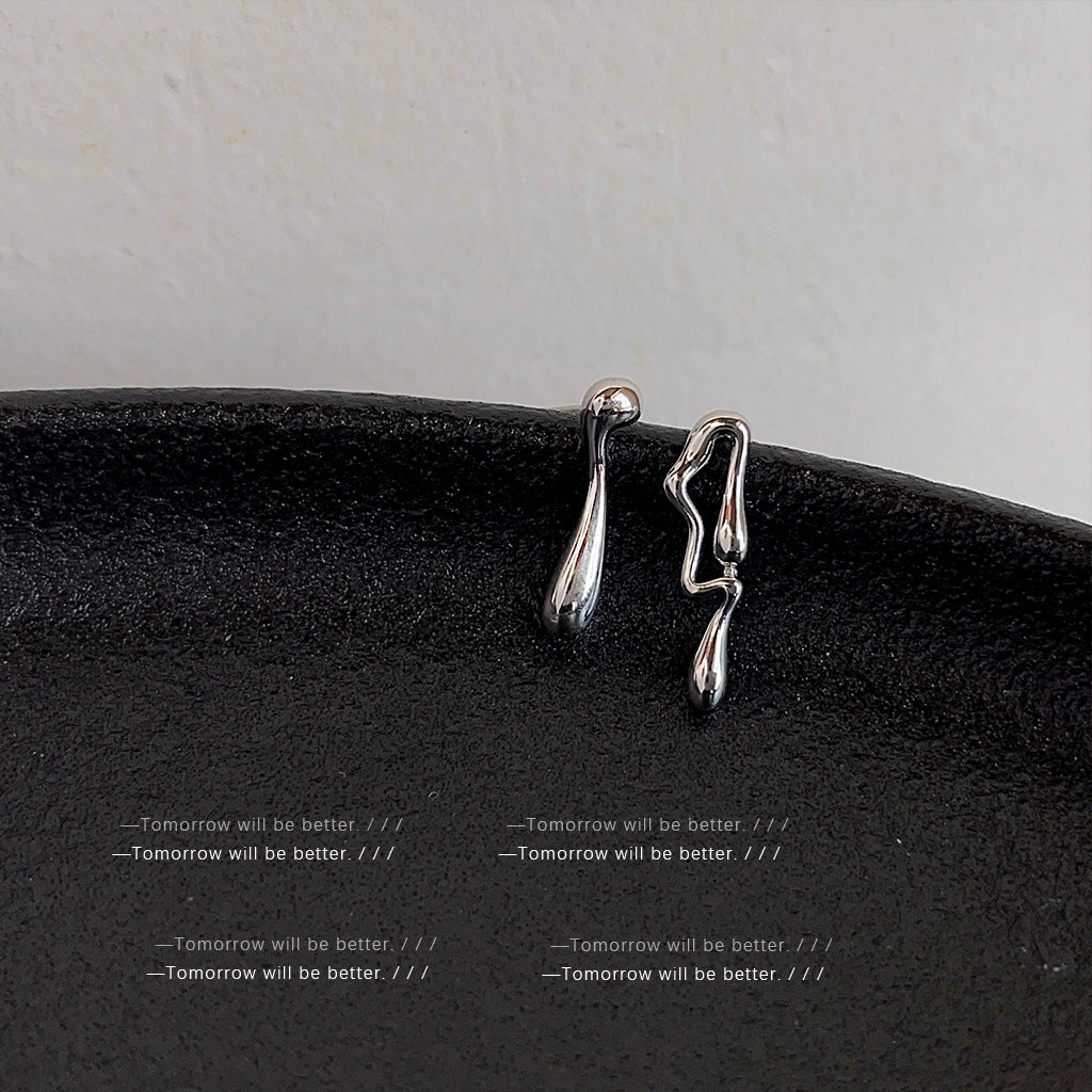 A廠 日韓款 金屬感液態水滴形銀針耳環 批發 折扣@洽客服 25.11.W2「2309」