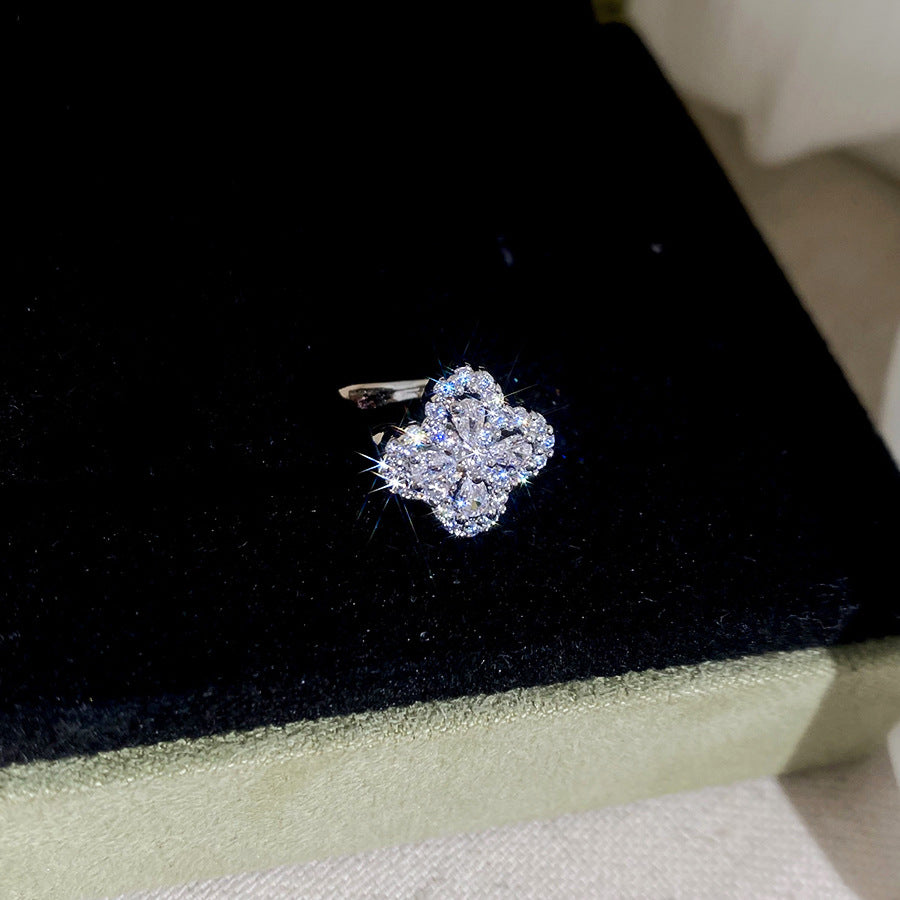 A2廠 韓國韓版優雅花卉鋯石耳夾批發 折扣@洽客服 26.03.W3「HE31262」