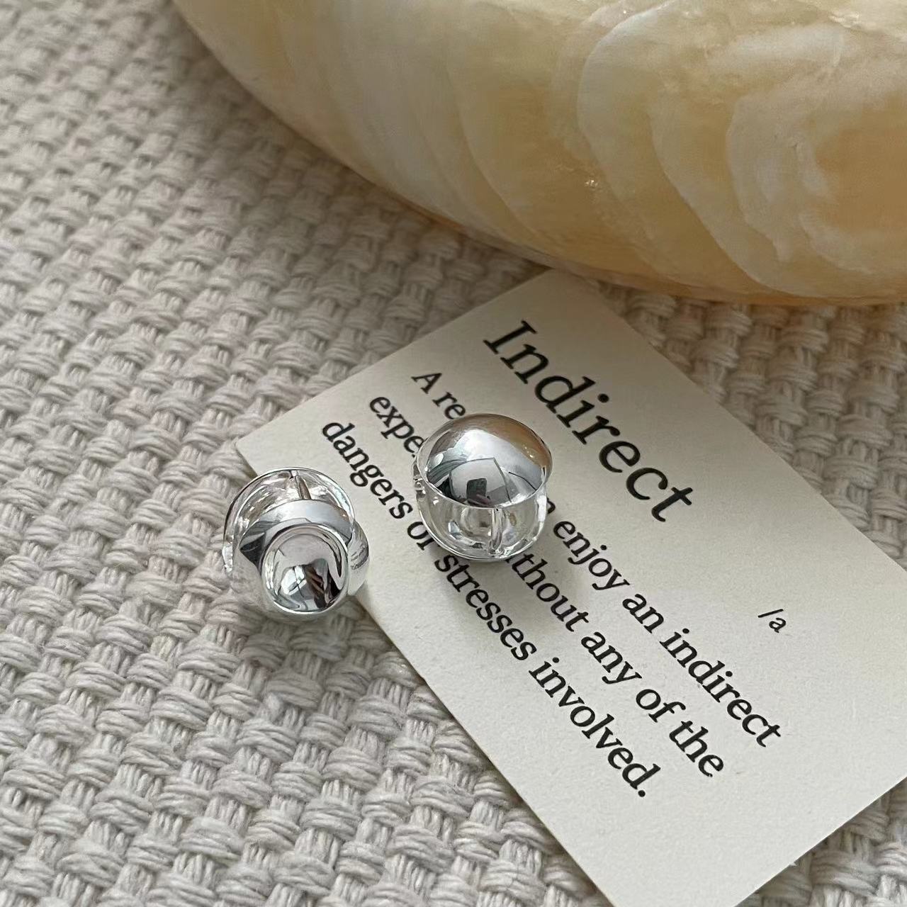 C2廠 韓國韓版不規則光面感S925銀耳環 批發 折扣@洽客服 25.11.W3「SE2502」