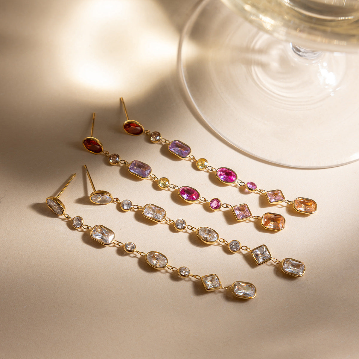 B廠 歐美款彩色鋯石流蘇鈦鋼鍍18K金耳環批發 折扣@洽客服 26.03.W2「JDE0312200-CR JDE0312200-WT」