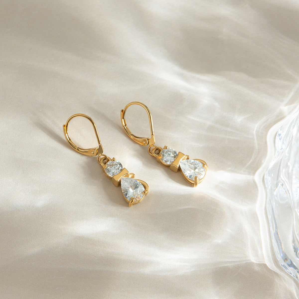 B廠 歐美款ENYA 鈦鋼鍍18K金耳環 批發 折扣@洽客服 25.12.W3「JDE0310011」