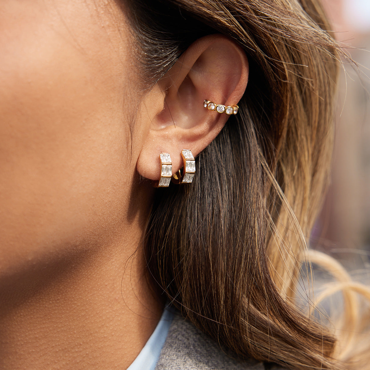 B廠 歐美款 方形水鑽鈦鋼鍍18K金耳環 批發 折扣@洽客服 26.03.W1「JDE0311190」