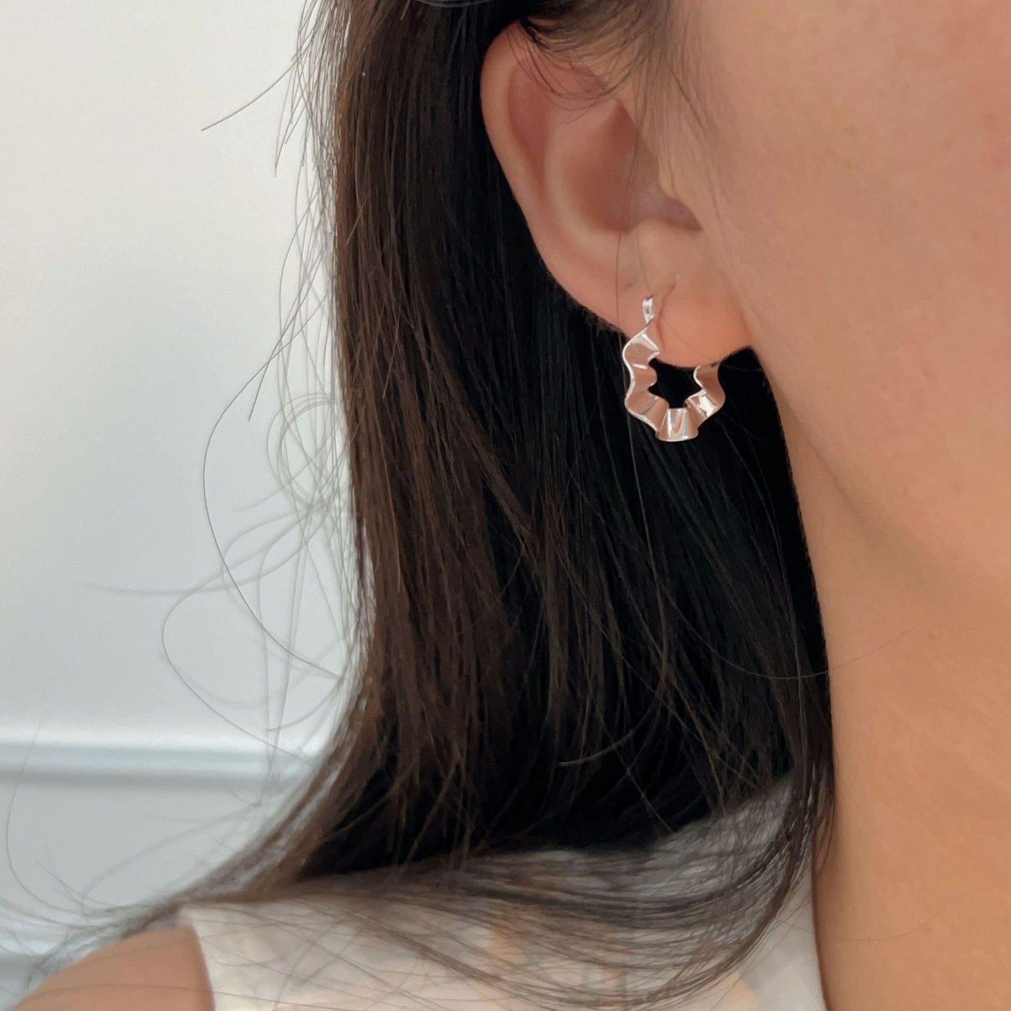 C3廠 韓國韓版波浪紋幾何S925純銀耳環 批發 折扣@洽客服 25.11.W1「ES056-1」