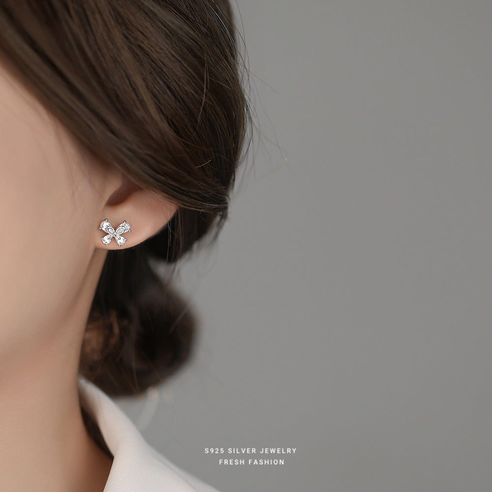 C廠 韓國韓版鑲鋯石蝴蝶S925純銀耳環 批發 折扣@洽客服 25.11.W1「E5723」