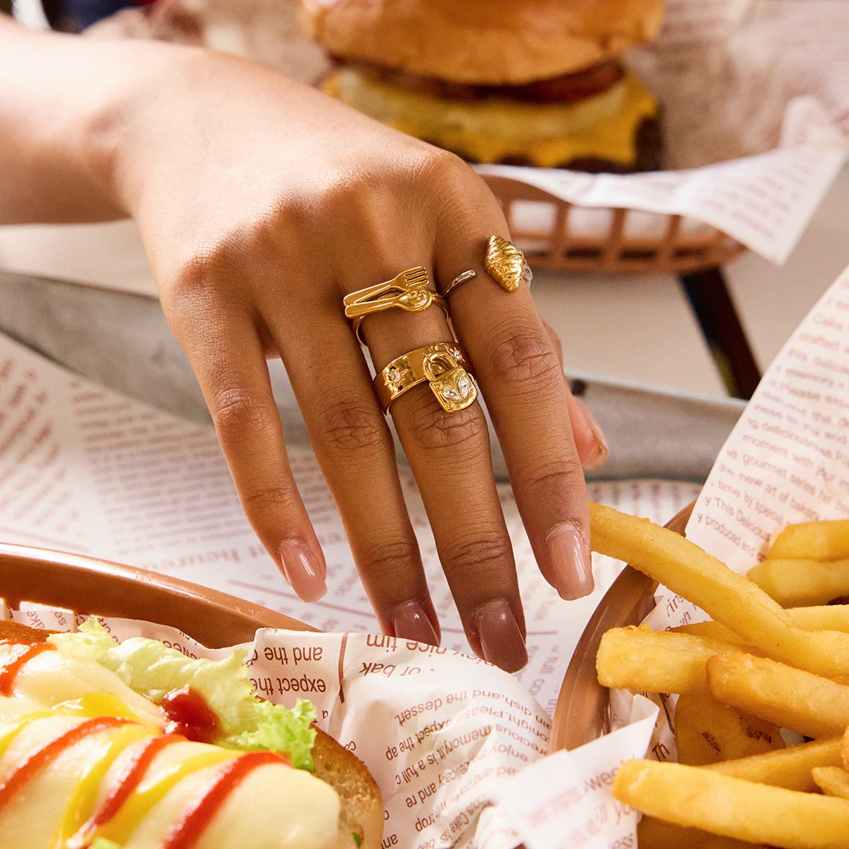 B廠 歐美款 CAMILA 鈦鋼鍍18K金戒指 批發 折扣@洽客服 25.11.W2 「JDR0207012」