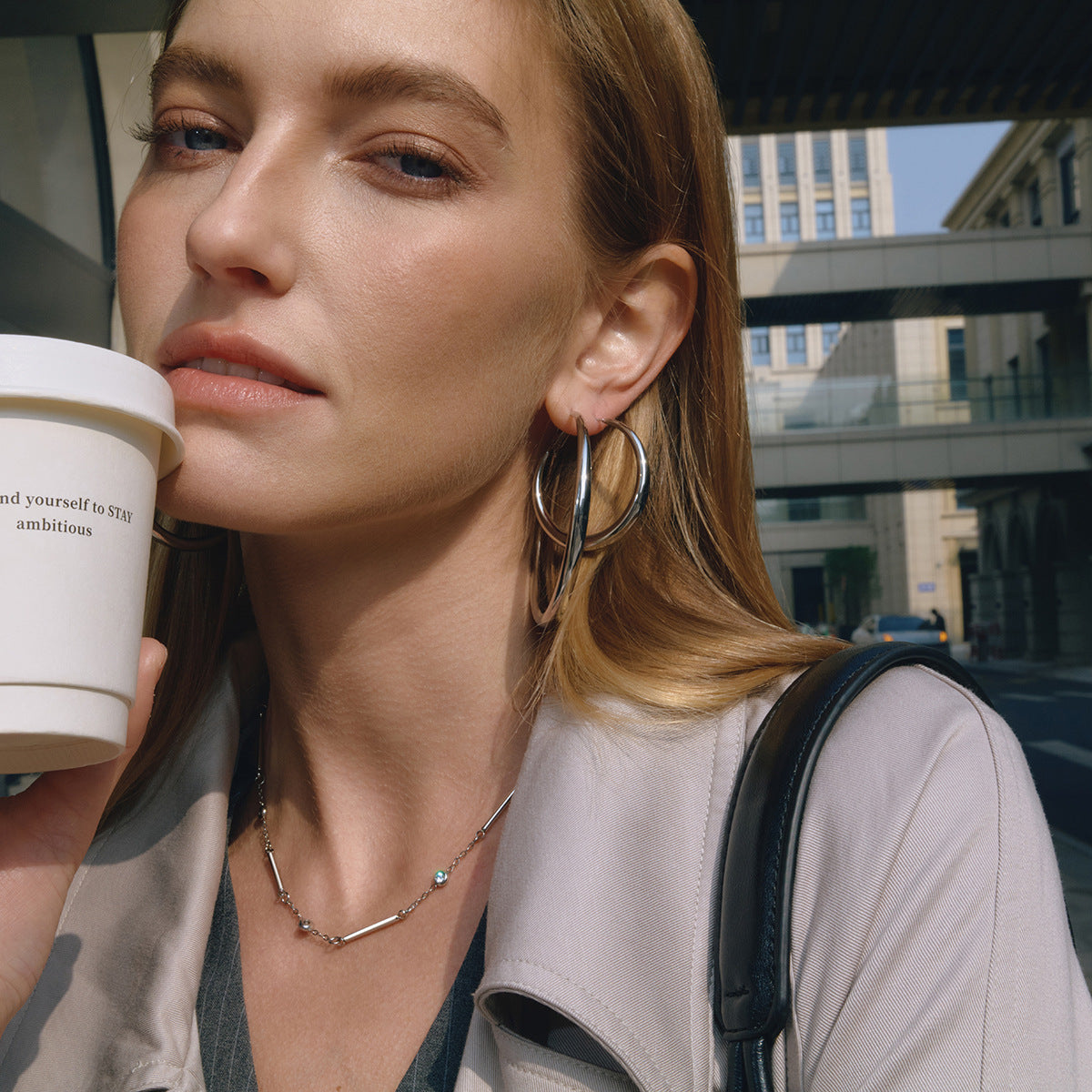 B廠 歐美款經典時尚圈鈦鋼鍍18K金耳環批發 折扣@洽客服 26.03.W2「JDE0305019-S-40 」