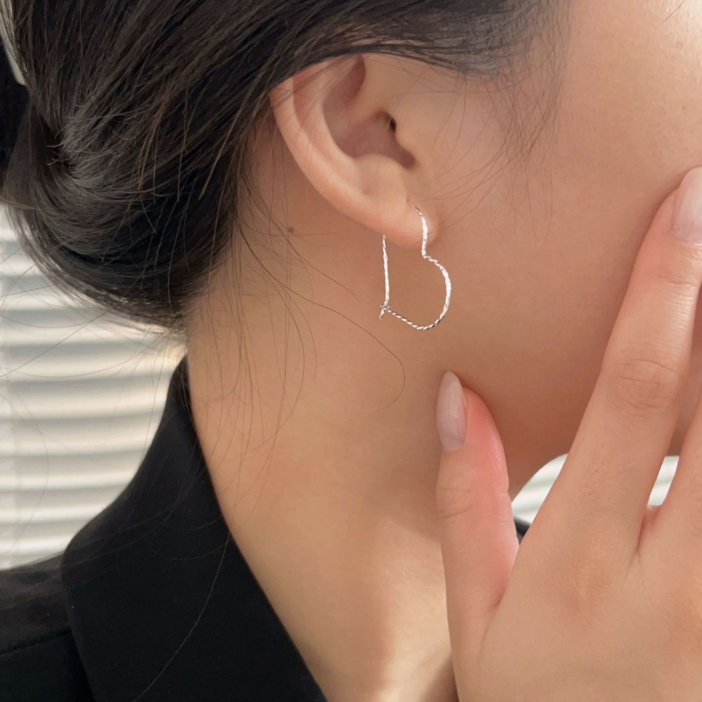 C3廠 韓國韓版線條愛心S925純銀耳環 批發 折扣@洽客服 25.11.W1「ES039-1」