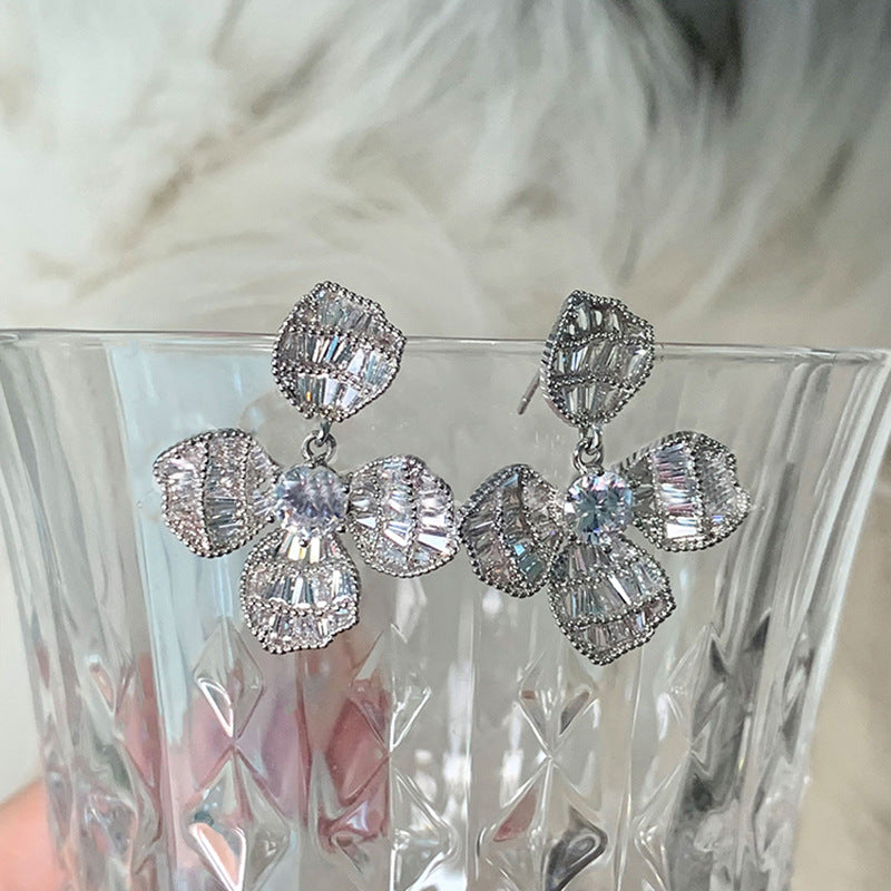 A2廠 韓國韓版鋯石花朵電鍍18k真金銀針耳環 批發 折扣@洽客服 25.12.W4「HE25894-2」