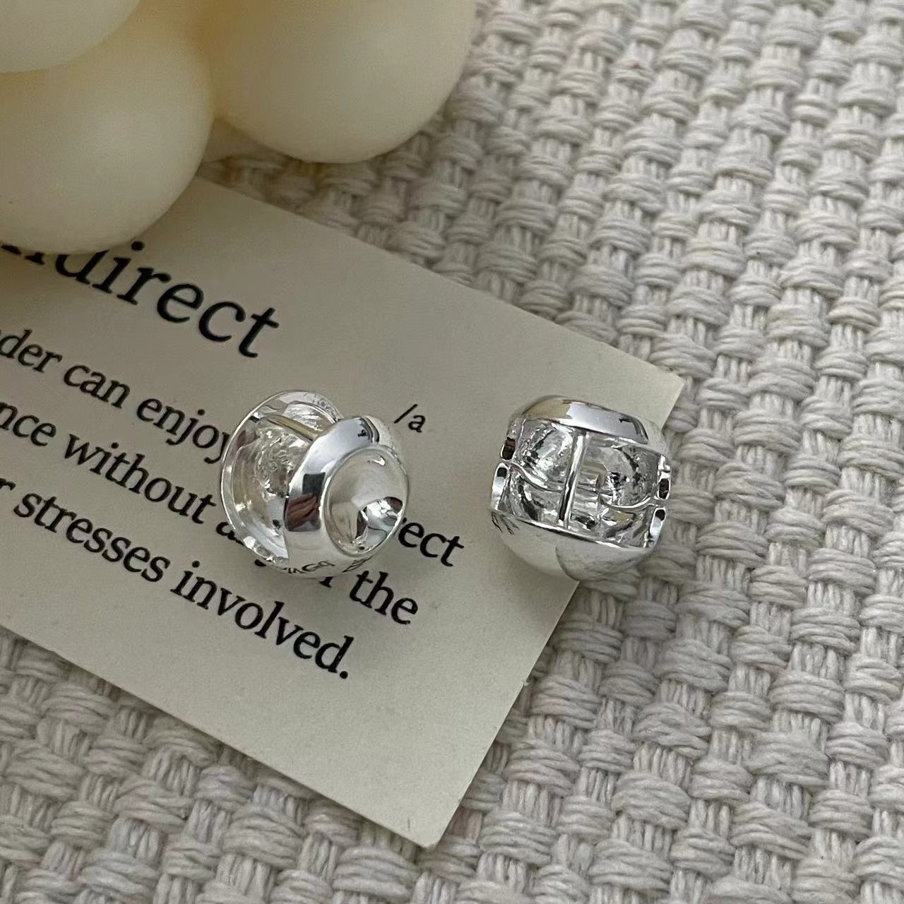 C2廠 韓國韓版不規則光面感S925銀耳環 批發 折扣@洽客服 25.11.W3「SE2502」