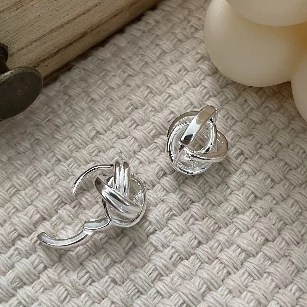 C2廠 韓國韓版麻花S925純銀耳環 批發 折扣@洽客服 25.11.W3「SE2505」