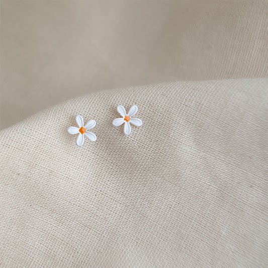 A廠 日韓迷你小雛菊銀針耳環 批發 折扣@洽客服 25.12.W3「2270」