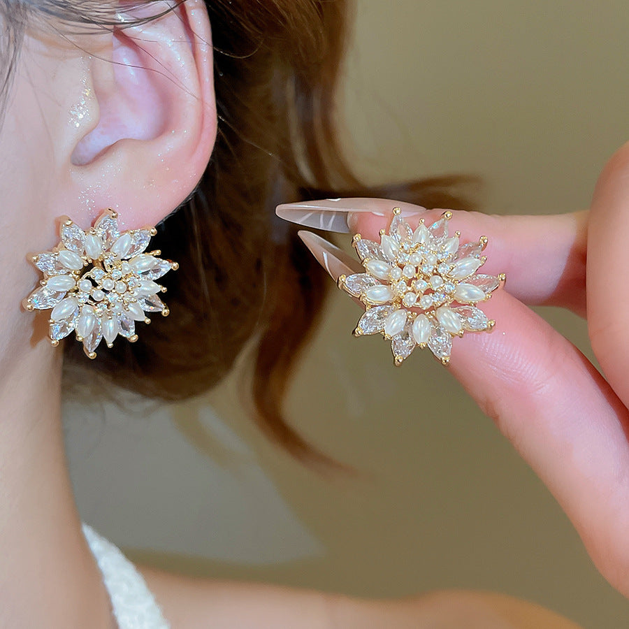 A2廠 韓國韓版鋯石珍珠花朵電鍍18k真金銀針耳環 批發 折扣@洽客服 25.10.W5「HE28869」