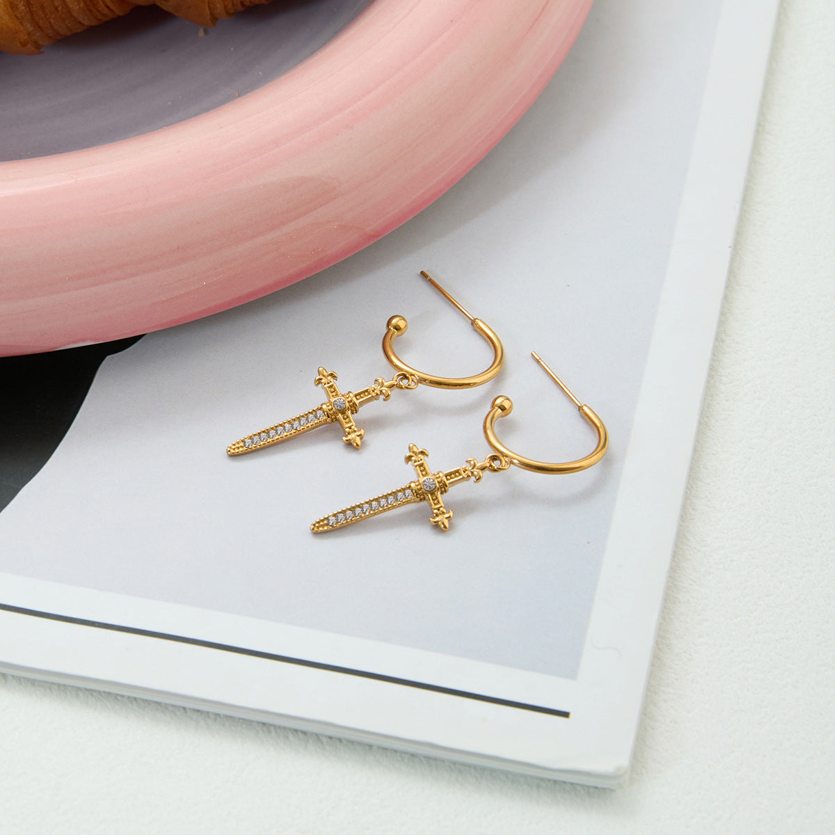 B廠 歐美款GRACE 十字架鈦鋼鍍18K金耳環 批發 折扣@洽客服 25.12.W3「JDE0208026」