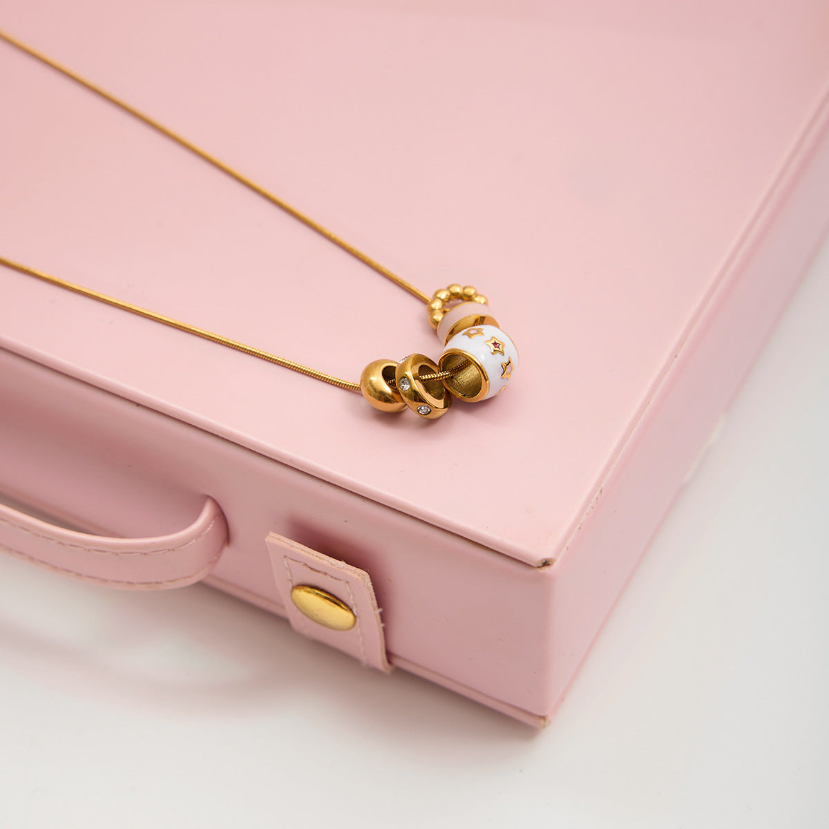 B廠 歐美款 SOFIA 鈦鋼鍍18K金項鍊 批發 折扣@洽客服 25.11.W2 「JDN0307021」