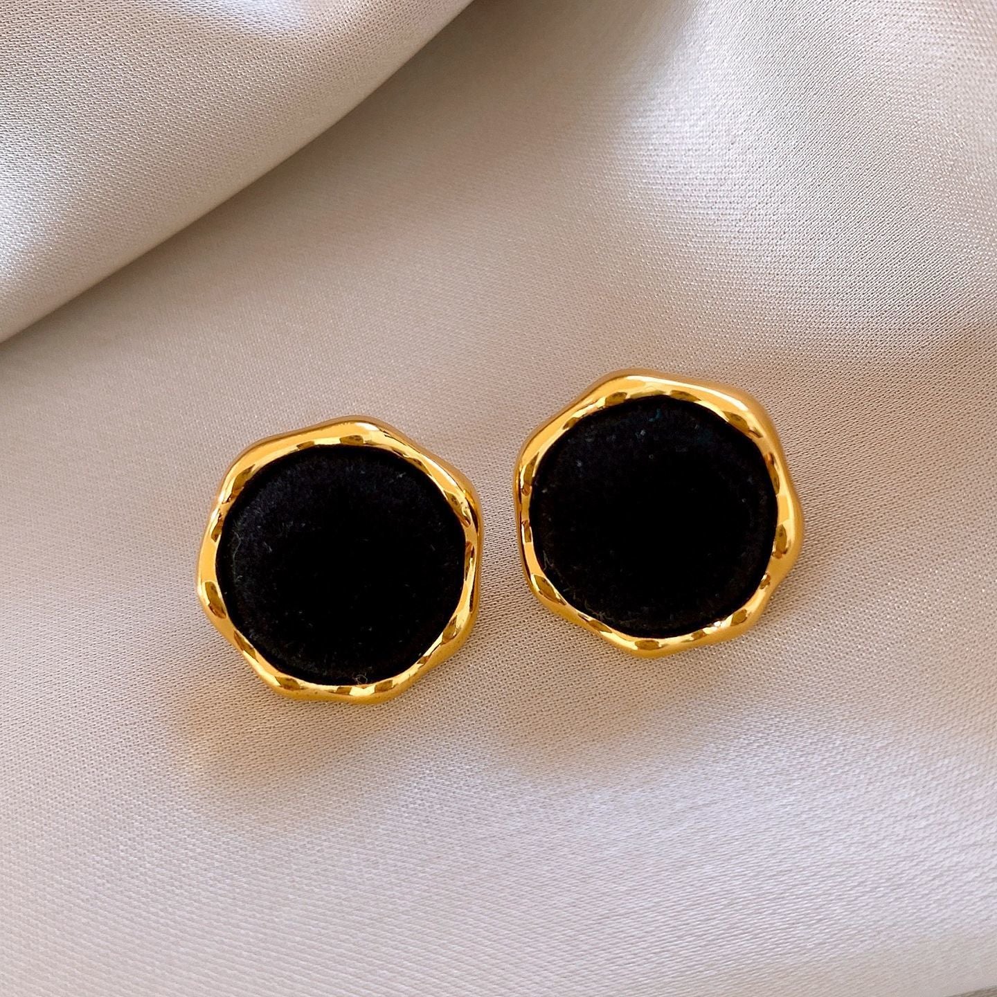 A2廠 日韓款植絨幾何圓方銀針耳環 批發 折扣@洽客服 25.11.W4「WE4952」