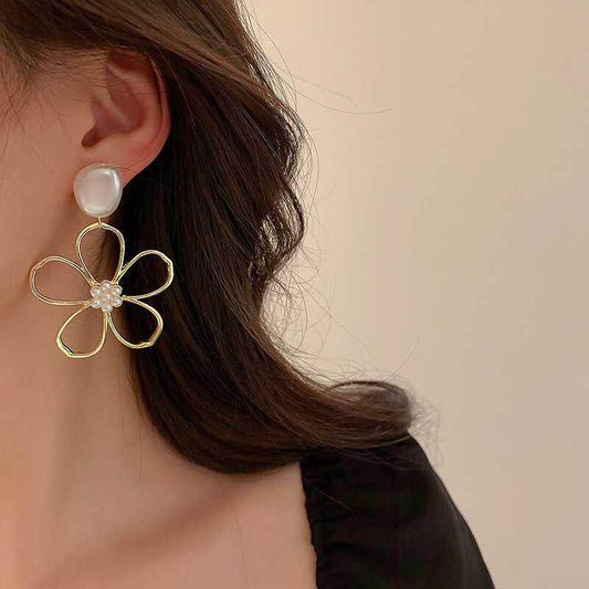 A2廠 韓國韓版花朵珍珠銀針耳環批發 折扣@洽客服 26.04.W4「HE7765-1」