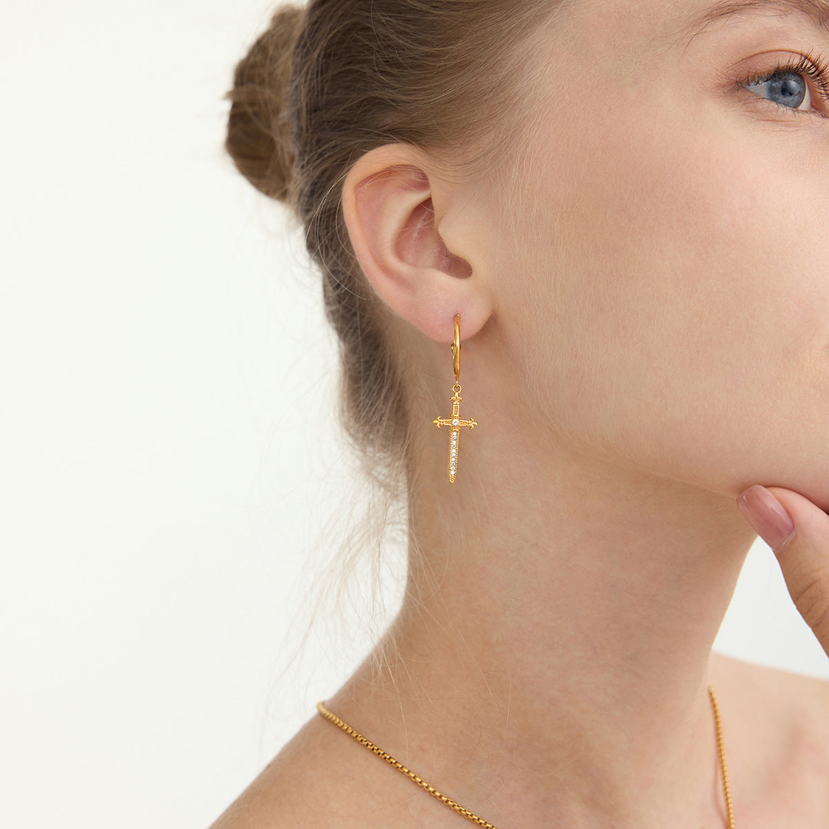 B廠 歐美款GRACE 十字架鈦鋼鍍18K金耳環 批發 折扣@洽客服 25.12.W3「JDE0208026」