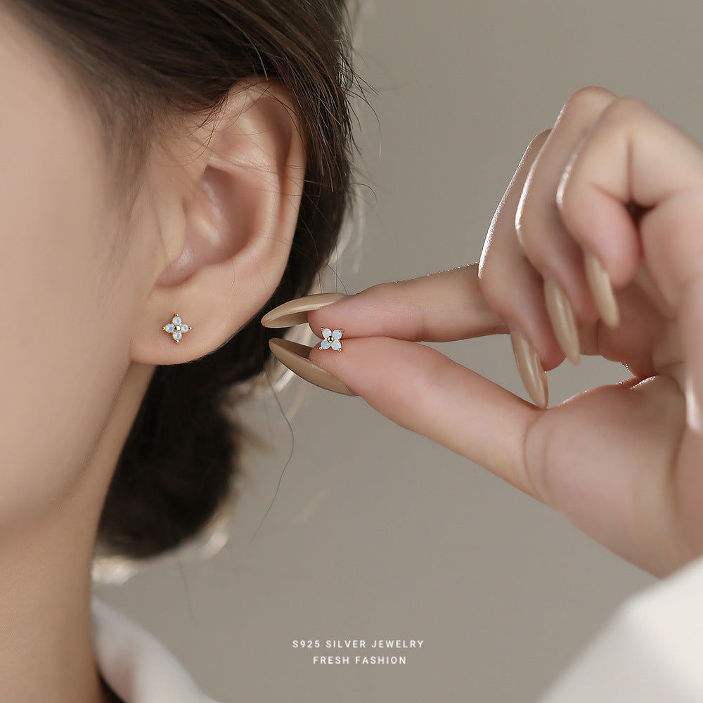 C廠 韓國韓版藍蛋白石小花朵S925純銀耳環 批發 折扣@洽客服 25.12. W2「E5850」