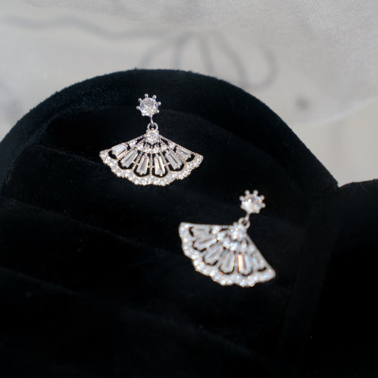 A2廠 韓國韓版鋯石扇形吊墜銀針耳環 批發 折扣@洽客服 26.02.W3「HE30643」