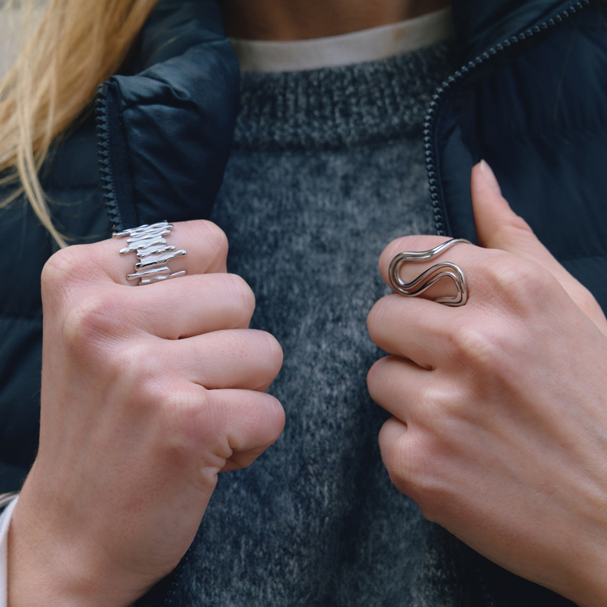 B廠 歐美款鋼色幾何線開口鈦鋼鍍18K金戒指批發 折扣@洽客服 26.03.W2「JDRW2409001-S,JDRW2409001」