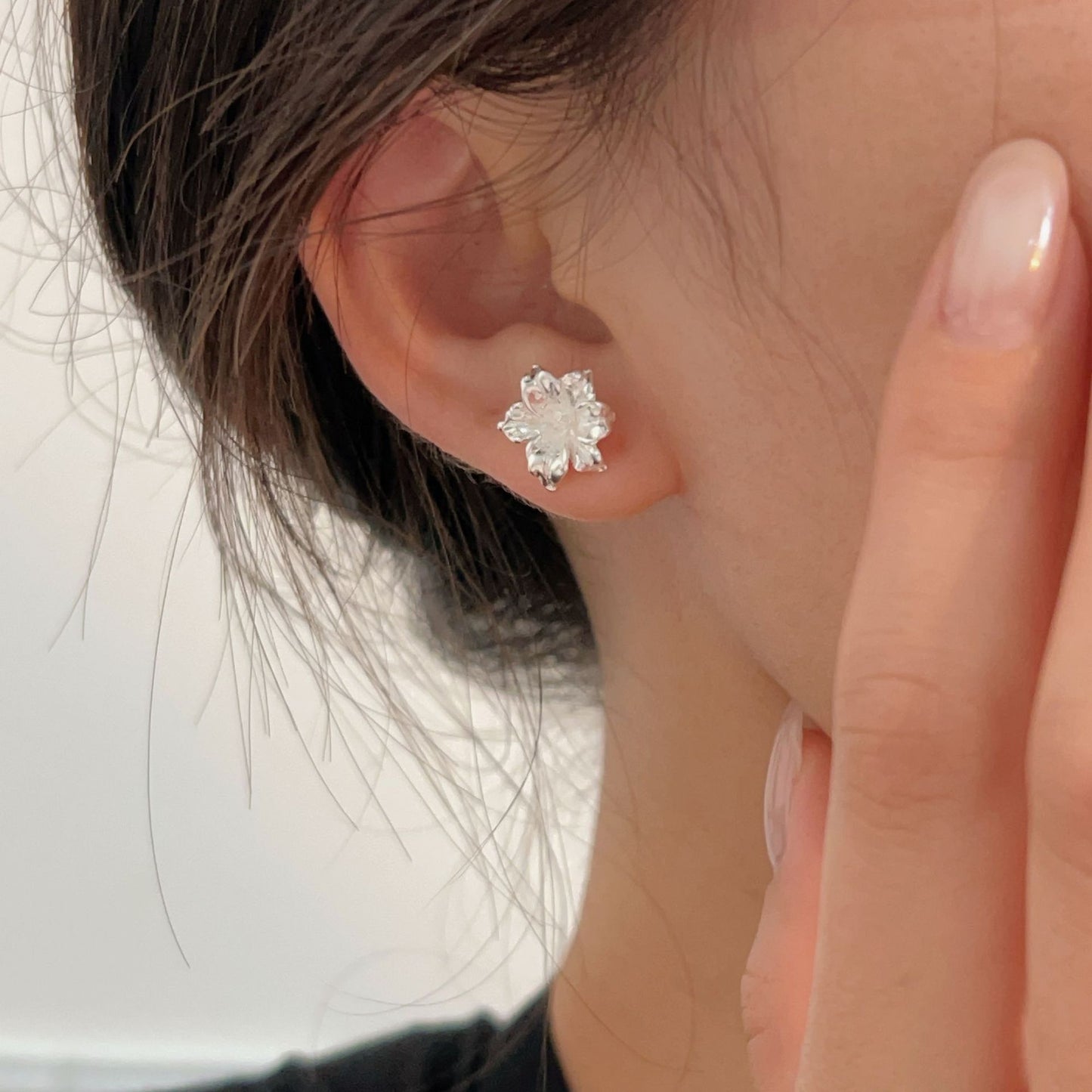 C3廠 韓版重工極簡山茶花S925純銀耳環 批發 折扣@洽客服 25/11.W4「HES419」