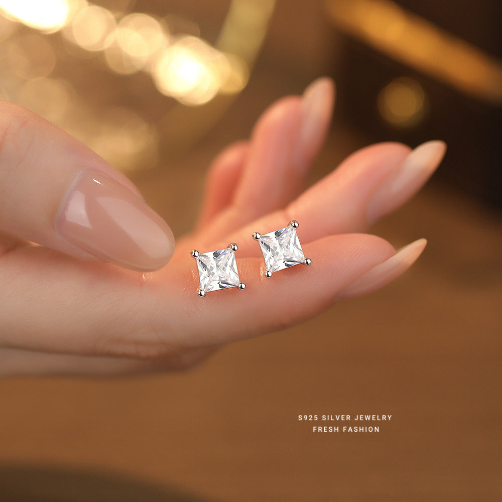 C廠 韓國韓版時尚公主方鋯石S925純銀耳環 批發 折扣@洽客服 25.10.W5「E5656」