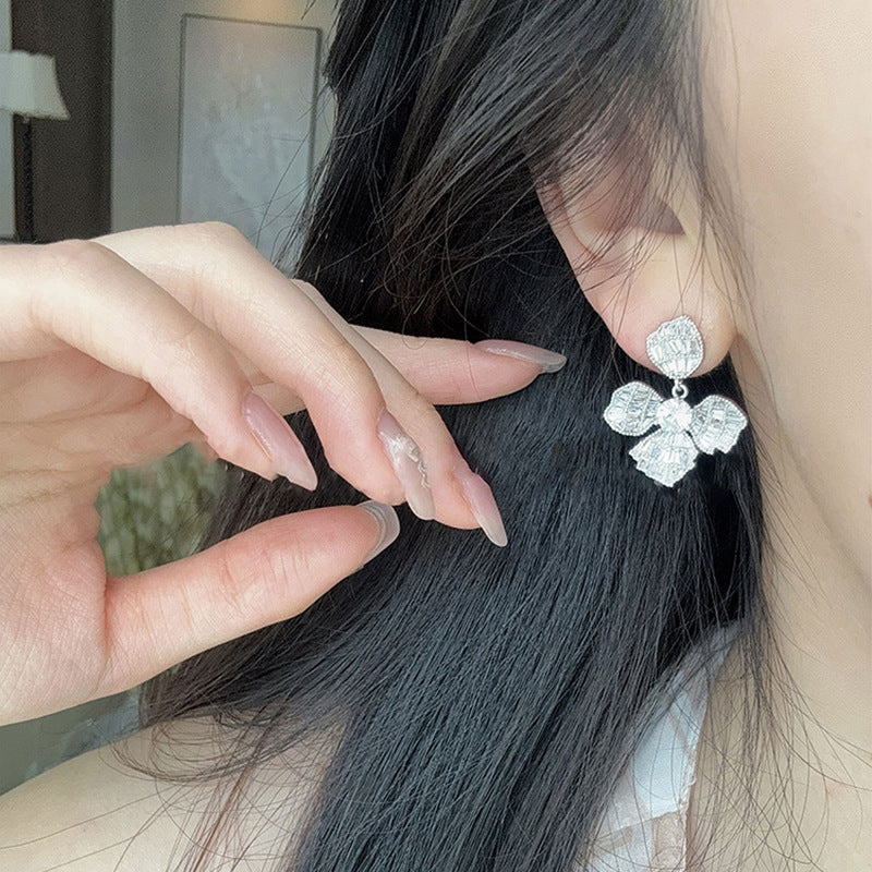 A2廠 韓國韓版鋯石花朵電鍍18k真金銀針耳環 批發 折扣@洽客服 25.12.W4「HE25894-2」