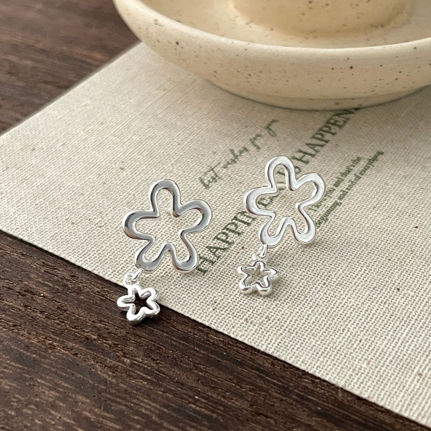 C2廠 韓系限量款鏤空花朵S925純銀耳環批發 折扣@洽客服 26.03.W3「XSE2406」