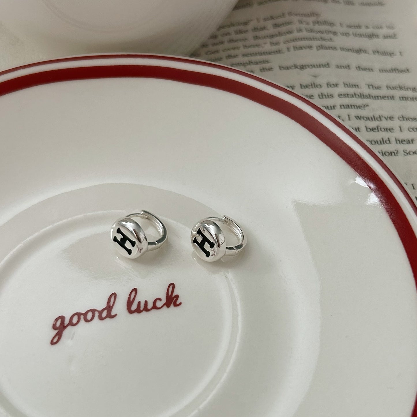 C3廠 韓版重工H字母S925純銀耳環 批發 折扣@洽客服 25/11.W4「hes414」