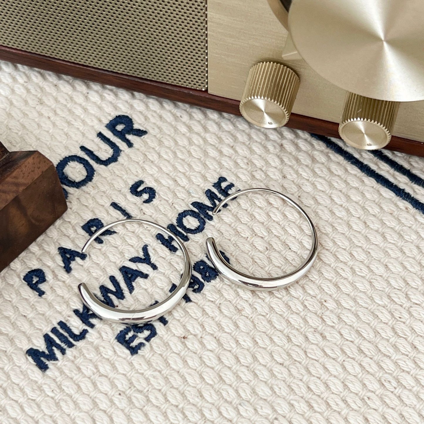 C3廠 韓國韓版實心半圓圓S925純銀耳環 批發 折扣@洽客服 25.10.W5「es037」