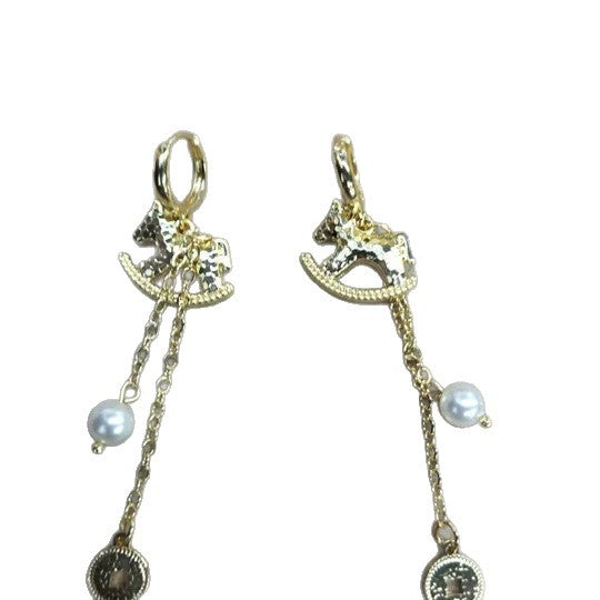 A2廠 韓國韓版小馬銅錢流蘇珍珠耳環  批發 折扣@洽客服 26.01.W1「HE29691」