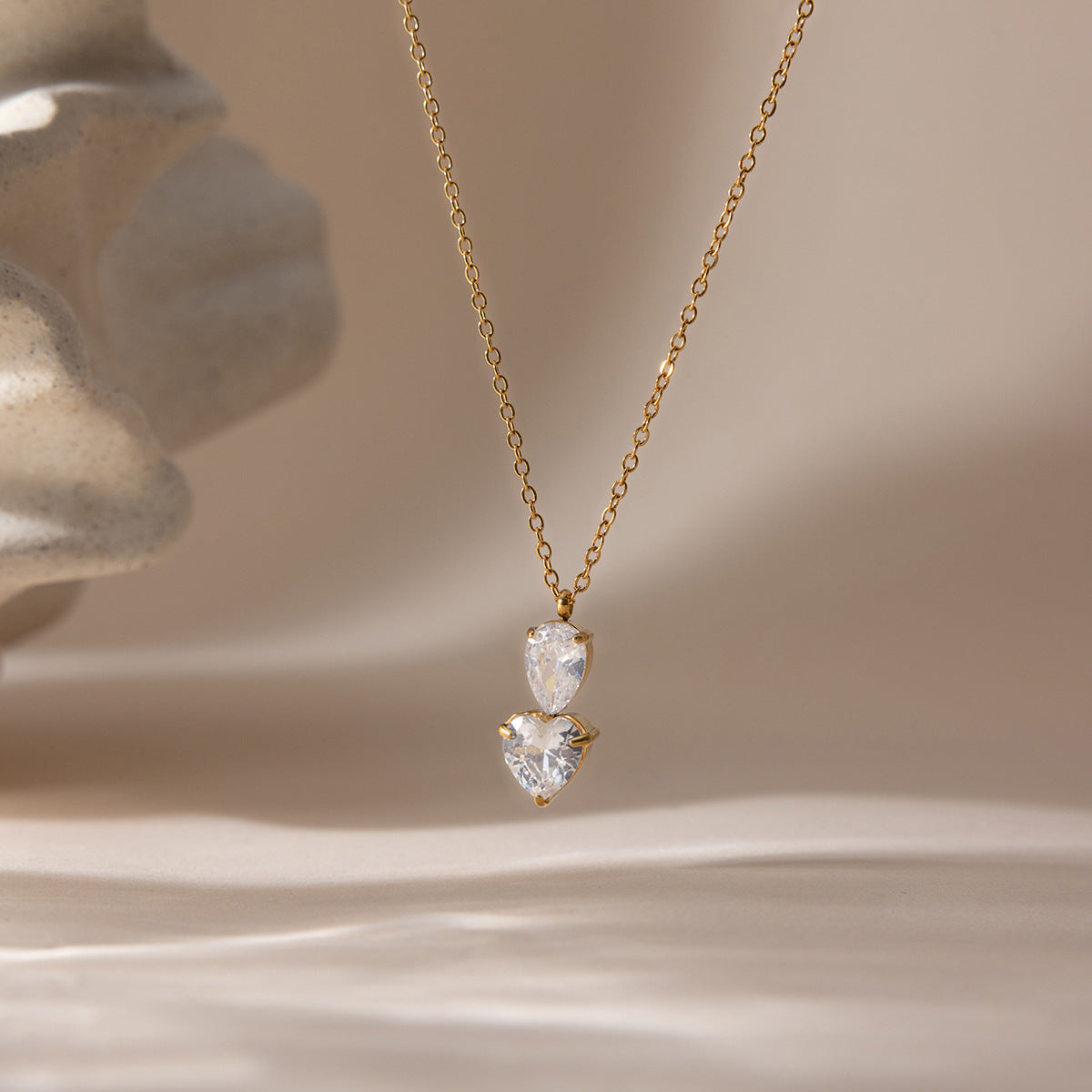 B廠 鈦鋼鍍18K金｜歐美白色水滴形愛心鋯石項鍊 批發 折扣@洽客服 26.01.W4「JDN0212200」