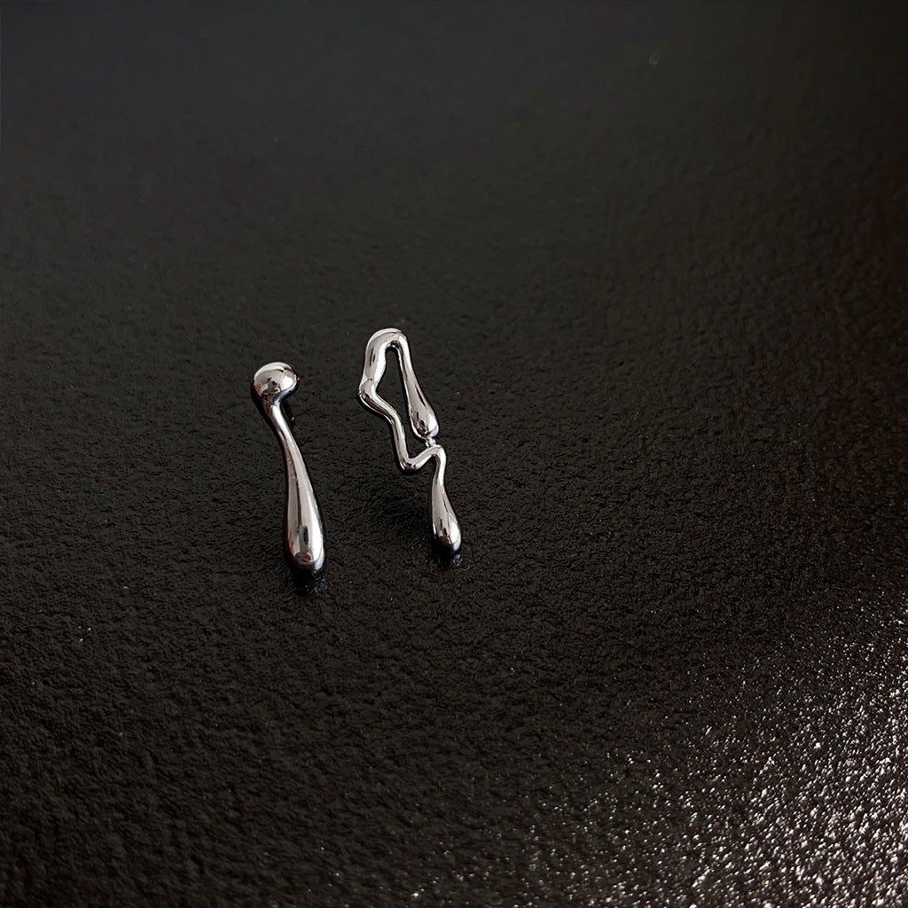 A廠 日韓款 金屬感液態水滴形銀針耳環 批發 折扣@洽客服 25.11.W2「2309」