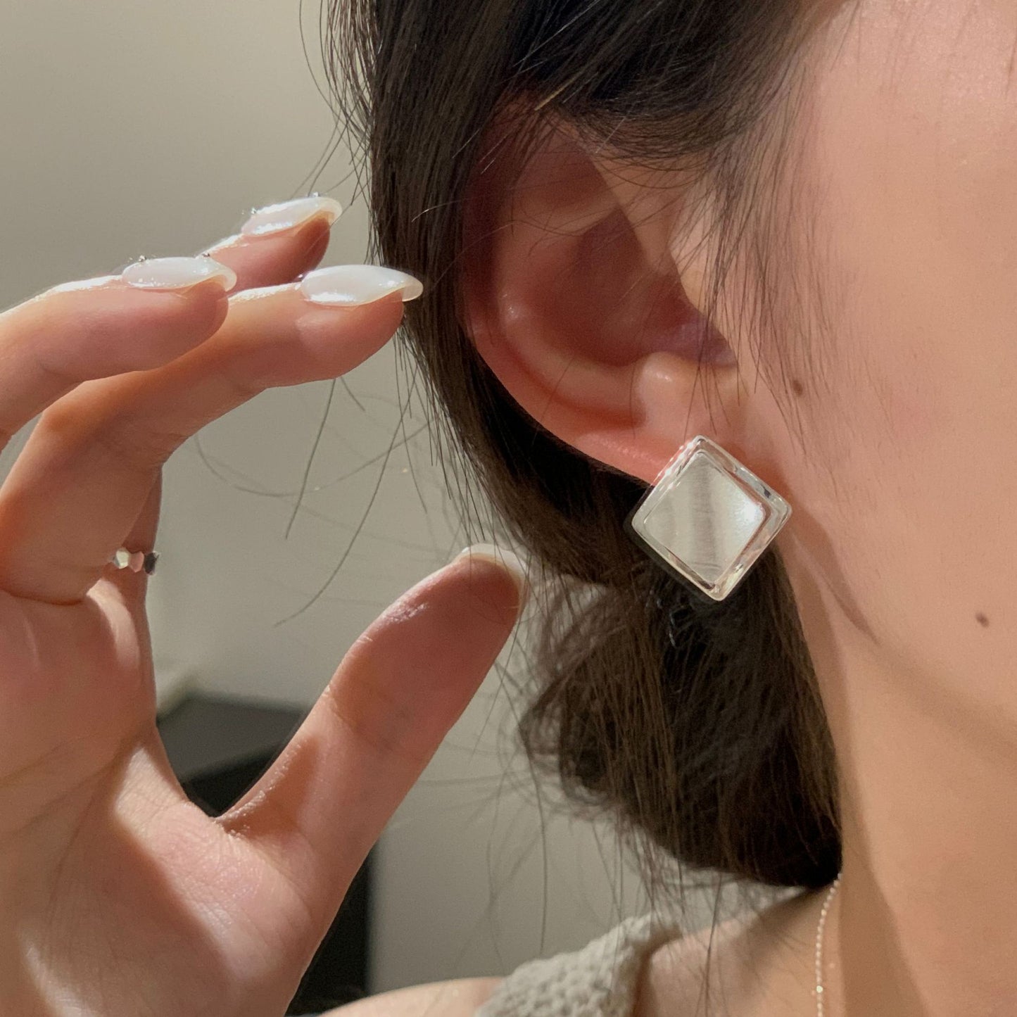 C2廠 韓國韓版拉絲菱形S925純銀耳環 批發 折扣@洽客服 25.11.W1「SE2511」